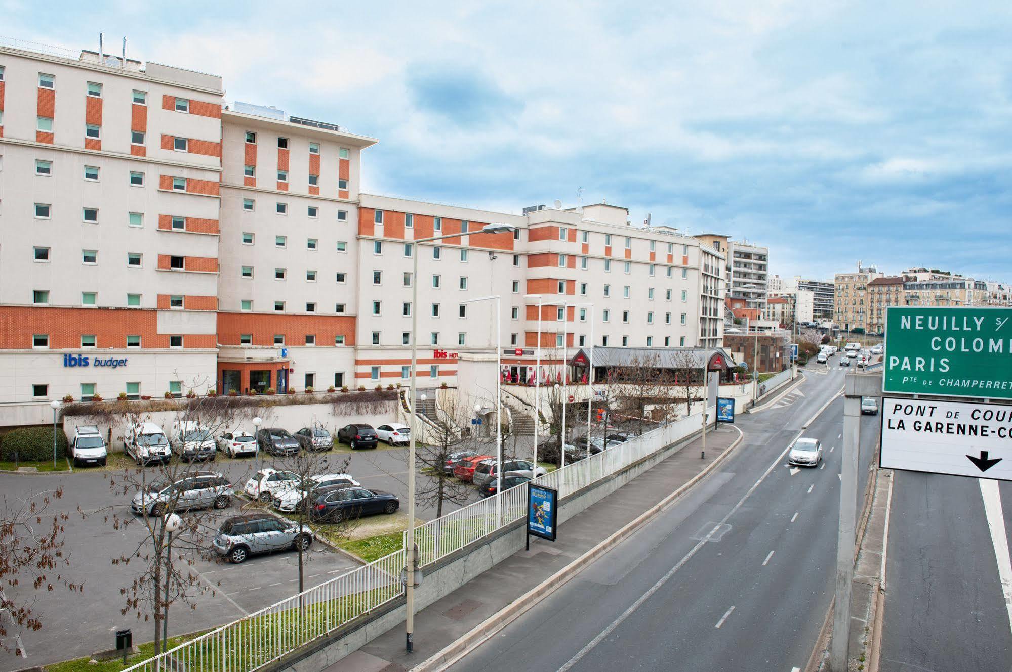 Ibis Budget Paris La Défense Hotel